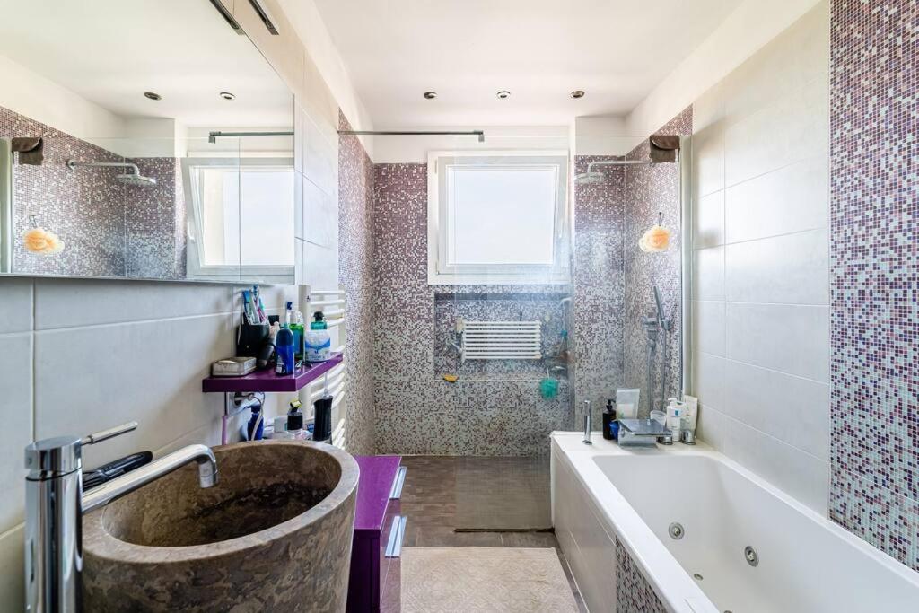 Le Splendide Apartamento Marselha Exterior foto